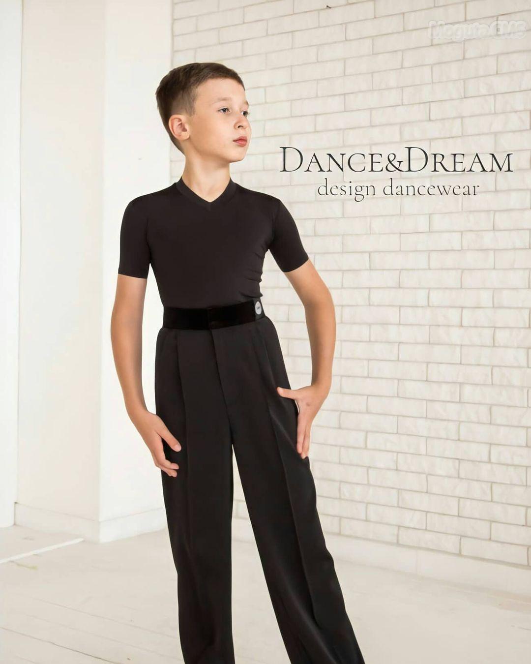 Футболка приталенная для мальчика